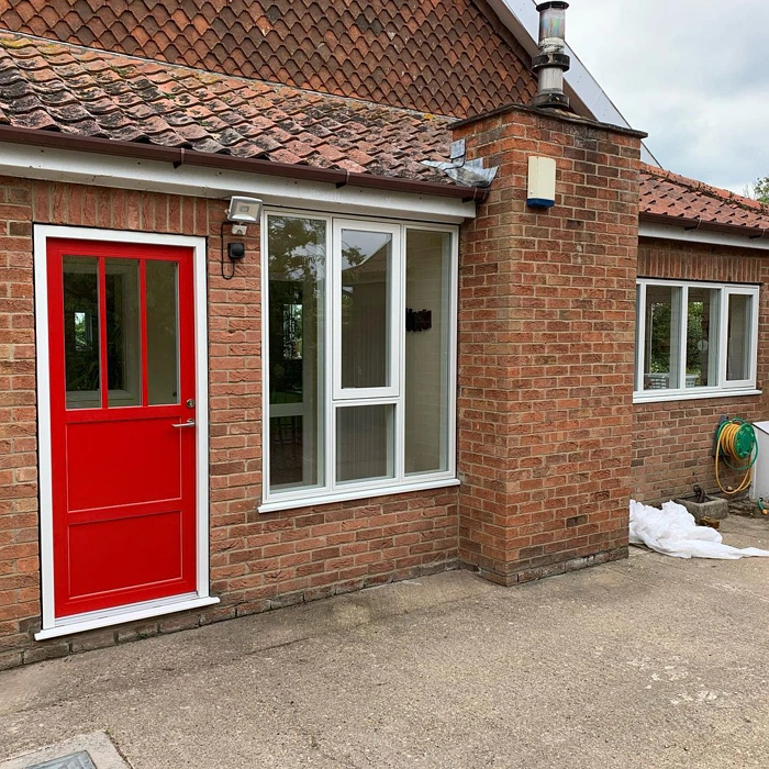 Signal red RAL 3001 красная входная дверь