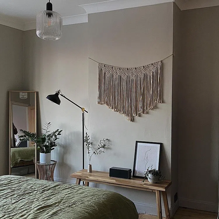 Фото интерьера в стиле бохо хюгге с цветом Slaked Lime Deep