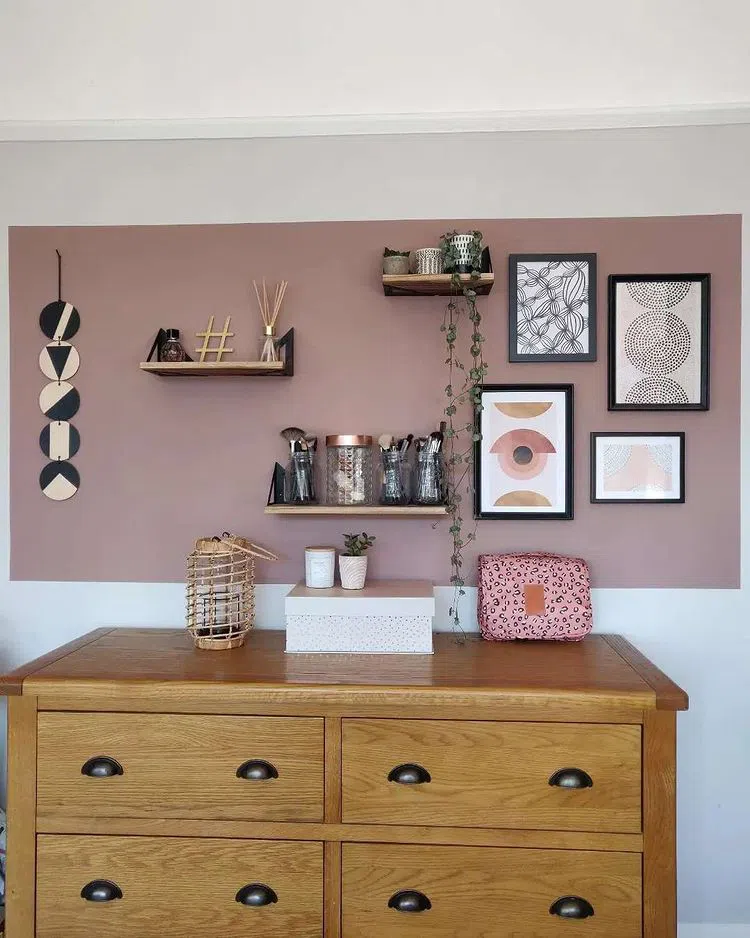 Color-block с густым розовым цветом Sulking Room PInk