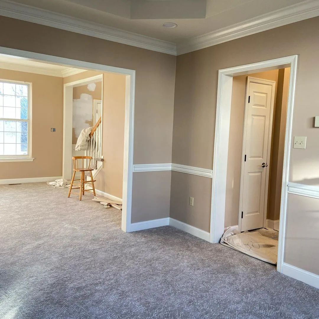 Sherwin Williams SW 6100 Practical Beige в интерьере фото