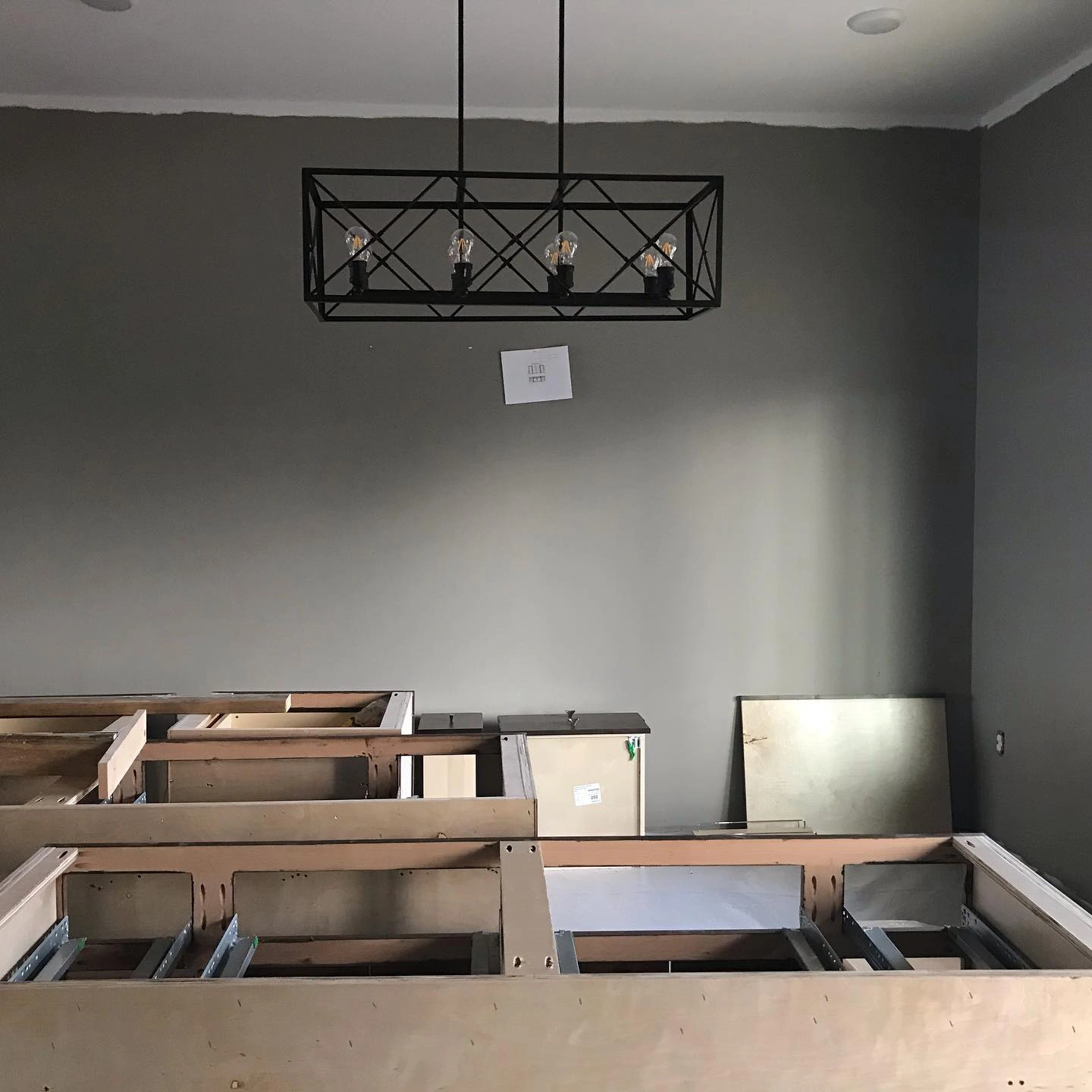 Sherwin Williams SW 7640 Fawn Brindle в интерьере фото