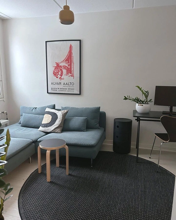 Tikkurila Холст G485 в гостиной с светлыми стенами