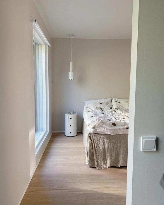 Tikkurila Кашемир X485 светлая спальная