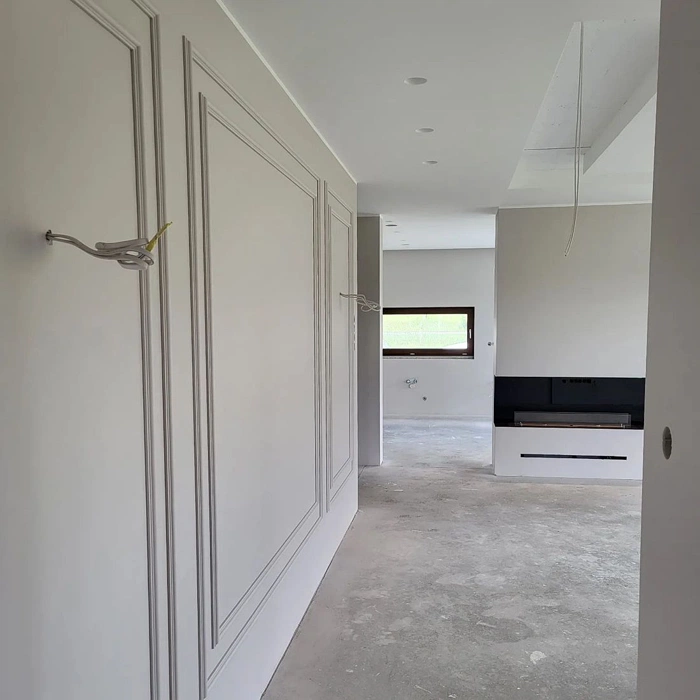 Tikkurila Кашемир X485 гостиная с молдингами