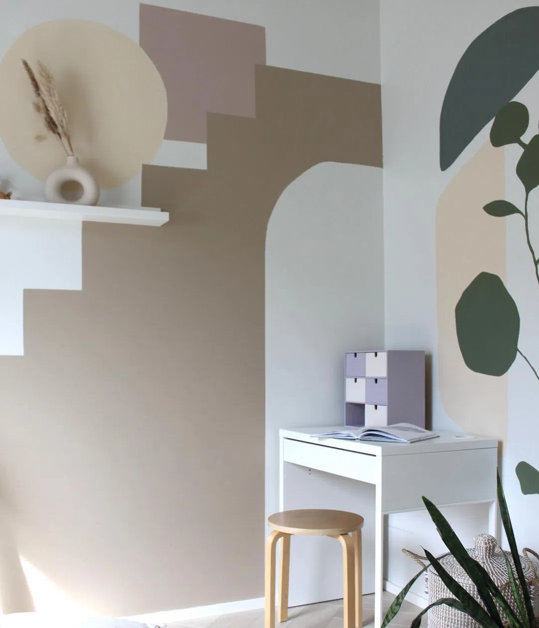 Детская комната с цветом V466 Tikkurila в интерьере