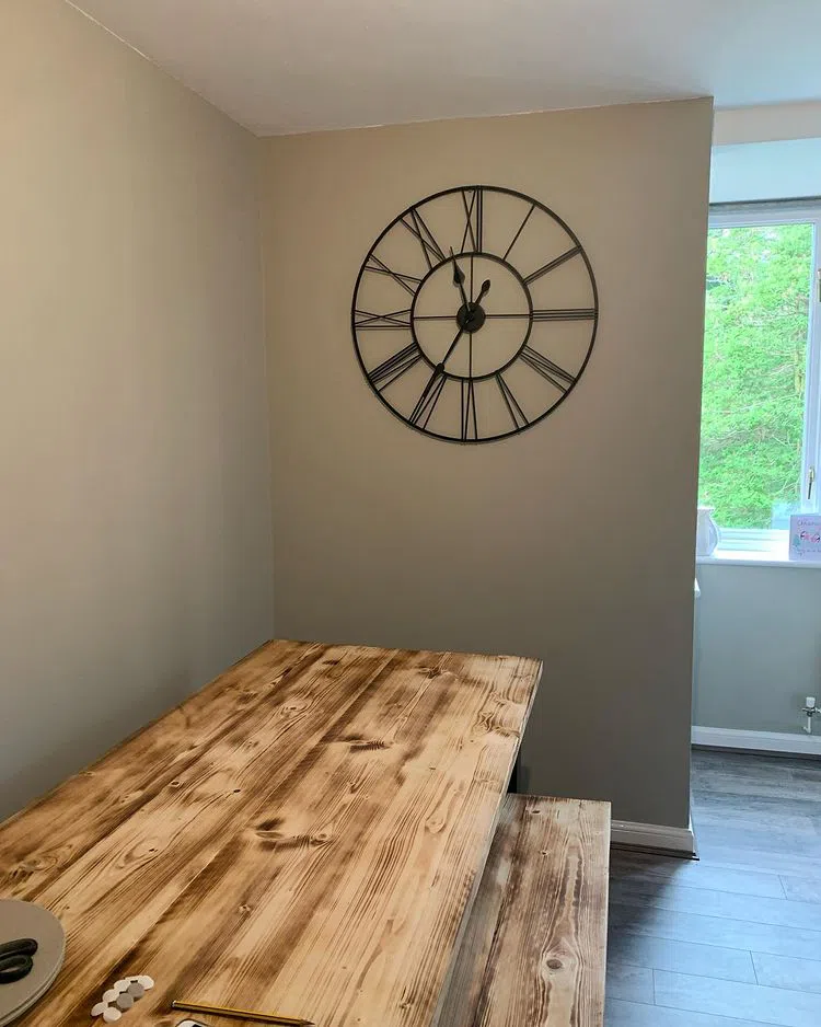 Цвет Dulux 70YY 46/053 в интерьере фото