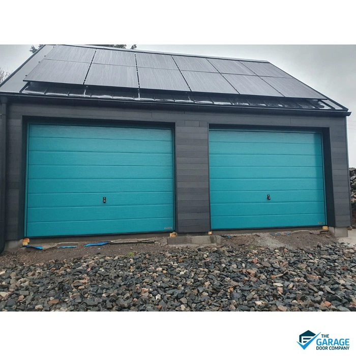 Water blue RAL 5021 ворота гаража