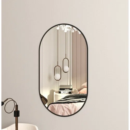 Зеркало с чёрной окантовкой