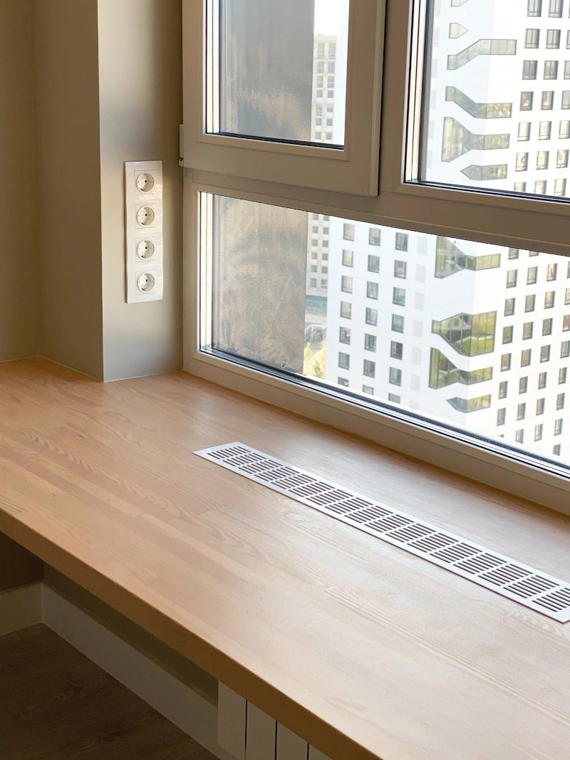 Подоконник-стол у окна, рабочее место Подоконник-стол у окна, рабочее место